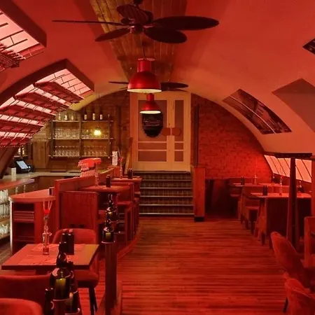 Alte Schlossbrauerei 3*