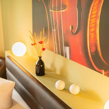 فندق Alte Schlossbrauerei ميرو